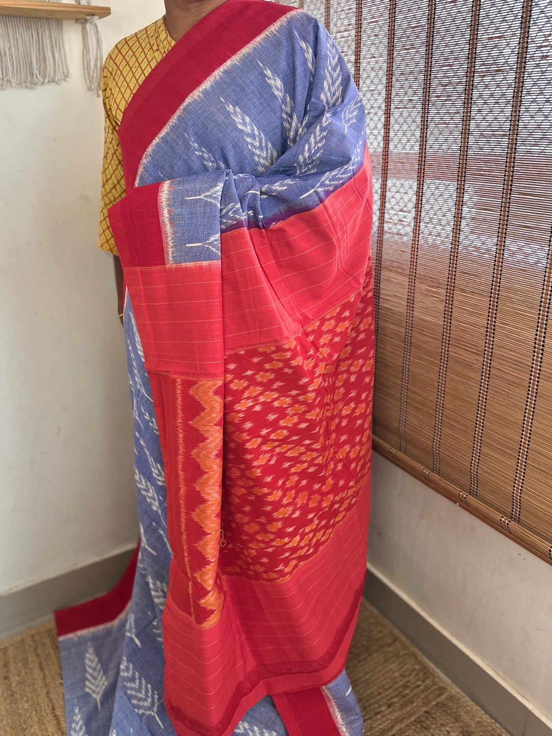 Ikkat BRed Handloom Saree