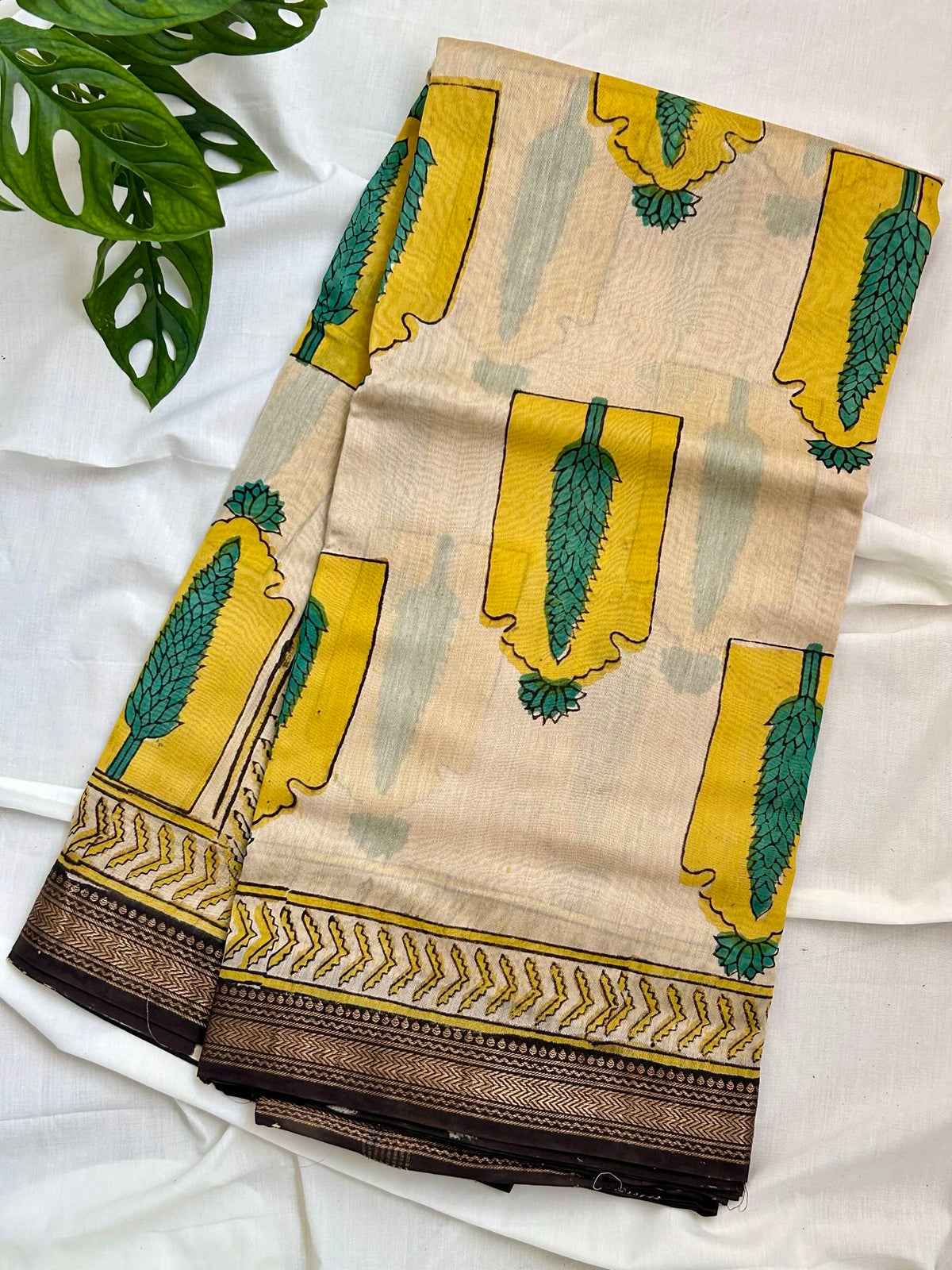 Beige Yellow Maheswari Silk Saree