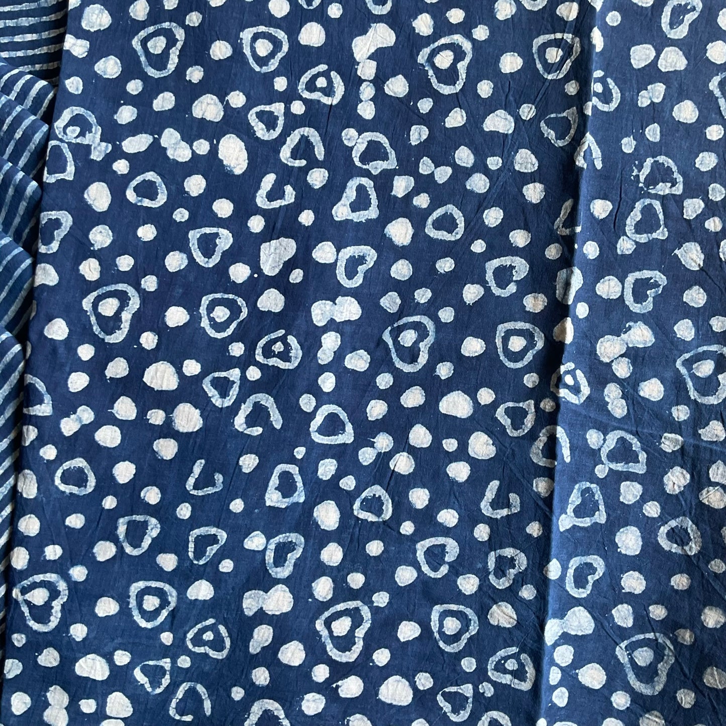 Mulmul Handprinted striped Saree