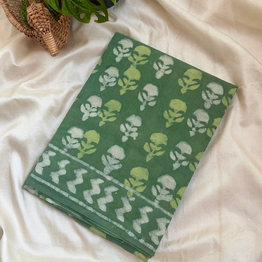Mulmul Cotton Green Saree