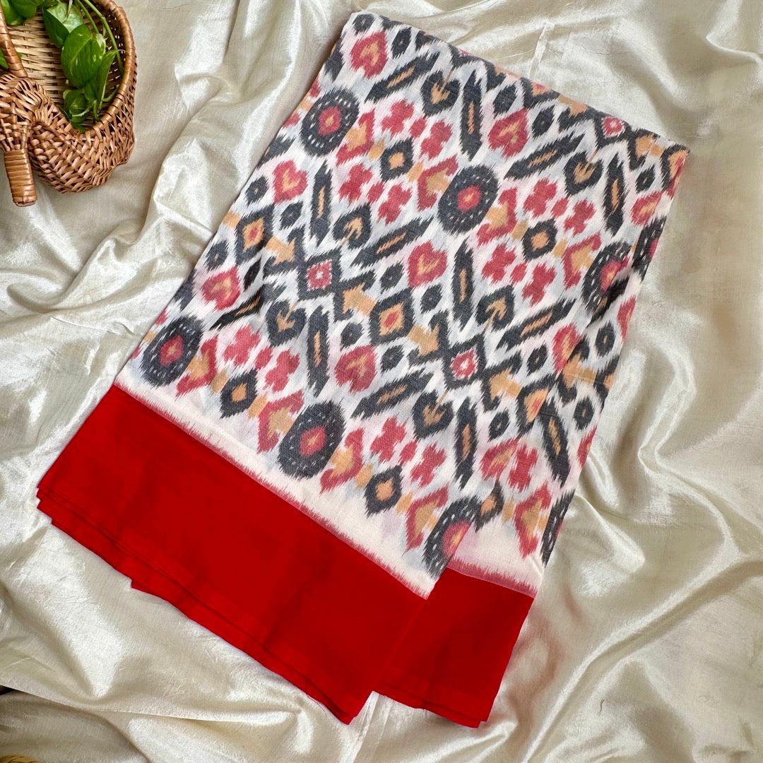 Ikkat WRed Handloom Saree