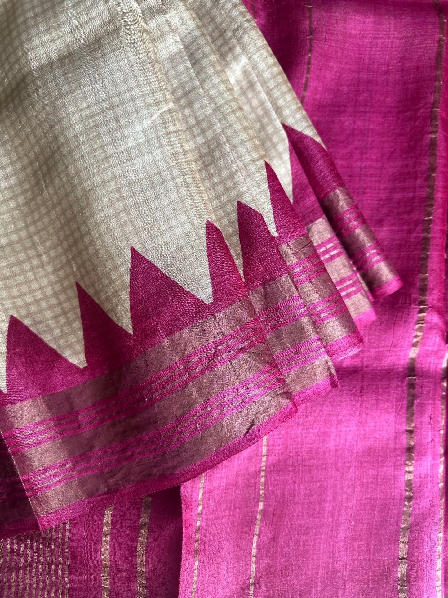 Tussar Silk Check HalfWhite Saree