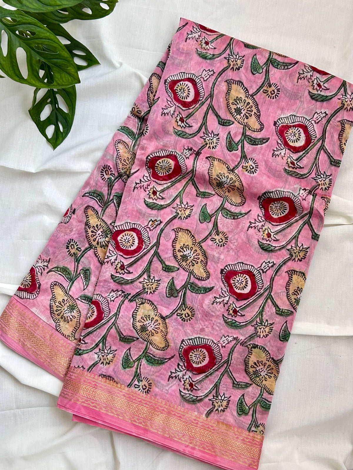 Pink Floral Maheswari Silk Saree
