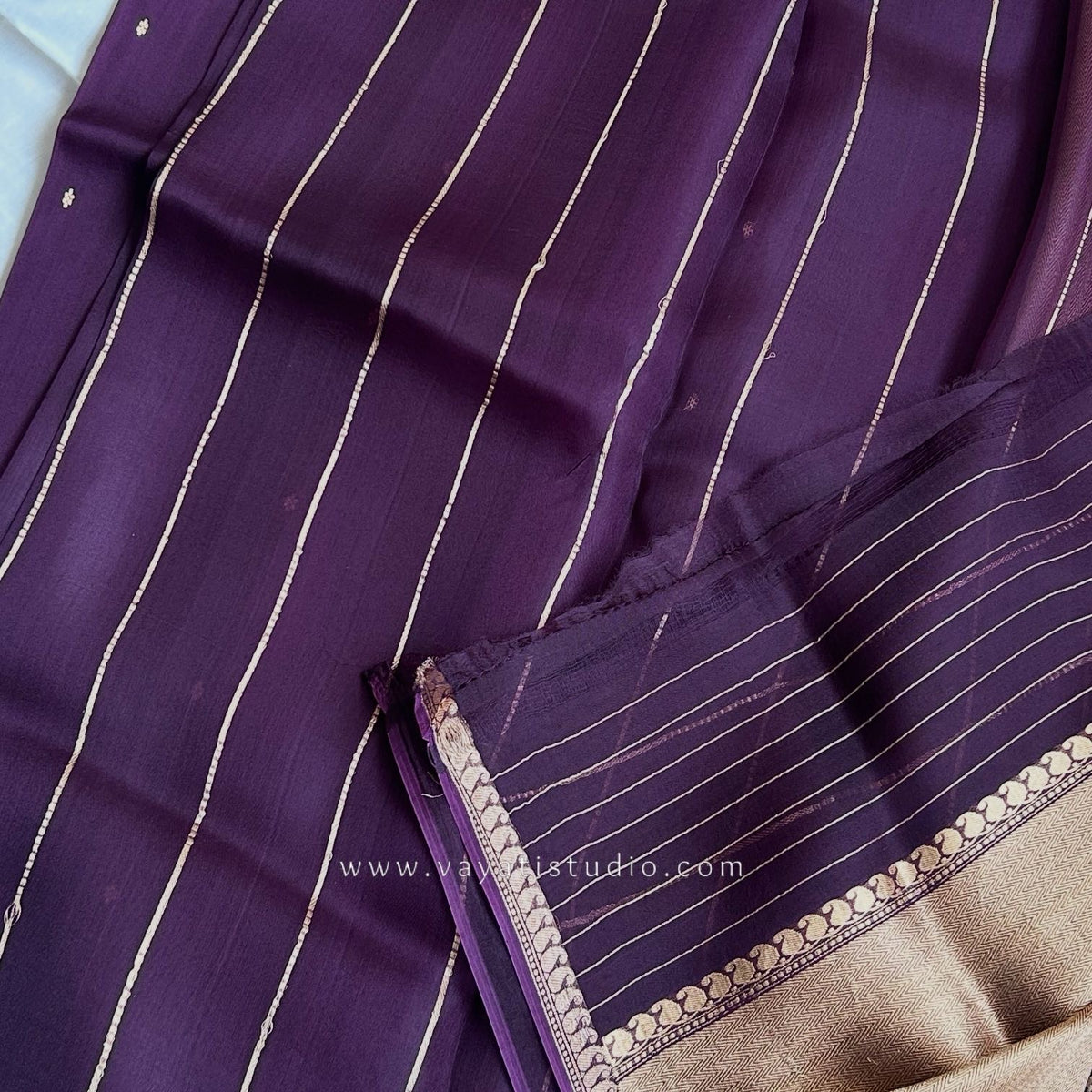 Kora Banarasi DeepWine Saree
